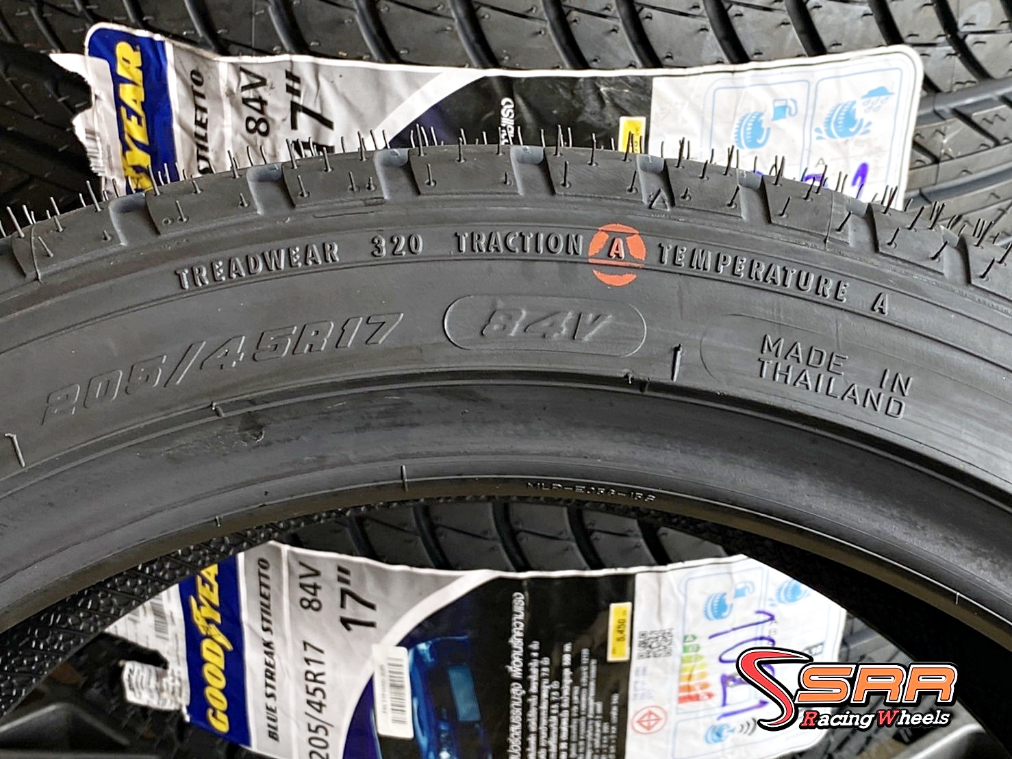 GOODYEAR BLUE STREAK STILETTO 205/45R17 ยางใหม่ปี21 ราคาพิเศษ GOODYEAR BLUE STREAK STILETTO 205/45R17 ยางใหม่ปี21 ราคาพิเศษ