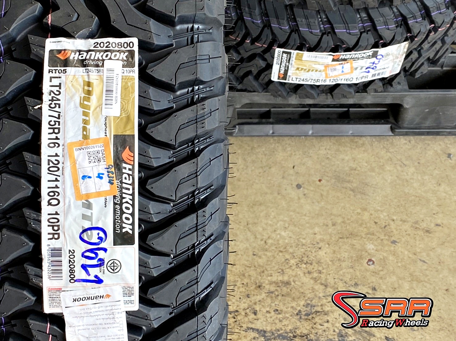 HANKOOK DYNAPRO MT2 RT05 245/75R16 ยางใหม่ปี21 ราคาพิเศษ HANKOOK DYNAPRO MT2 RT05 245/75R16 ยางใหม่ปี21 ราคาพิเศษ