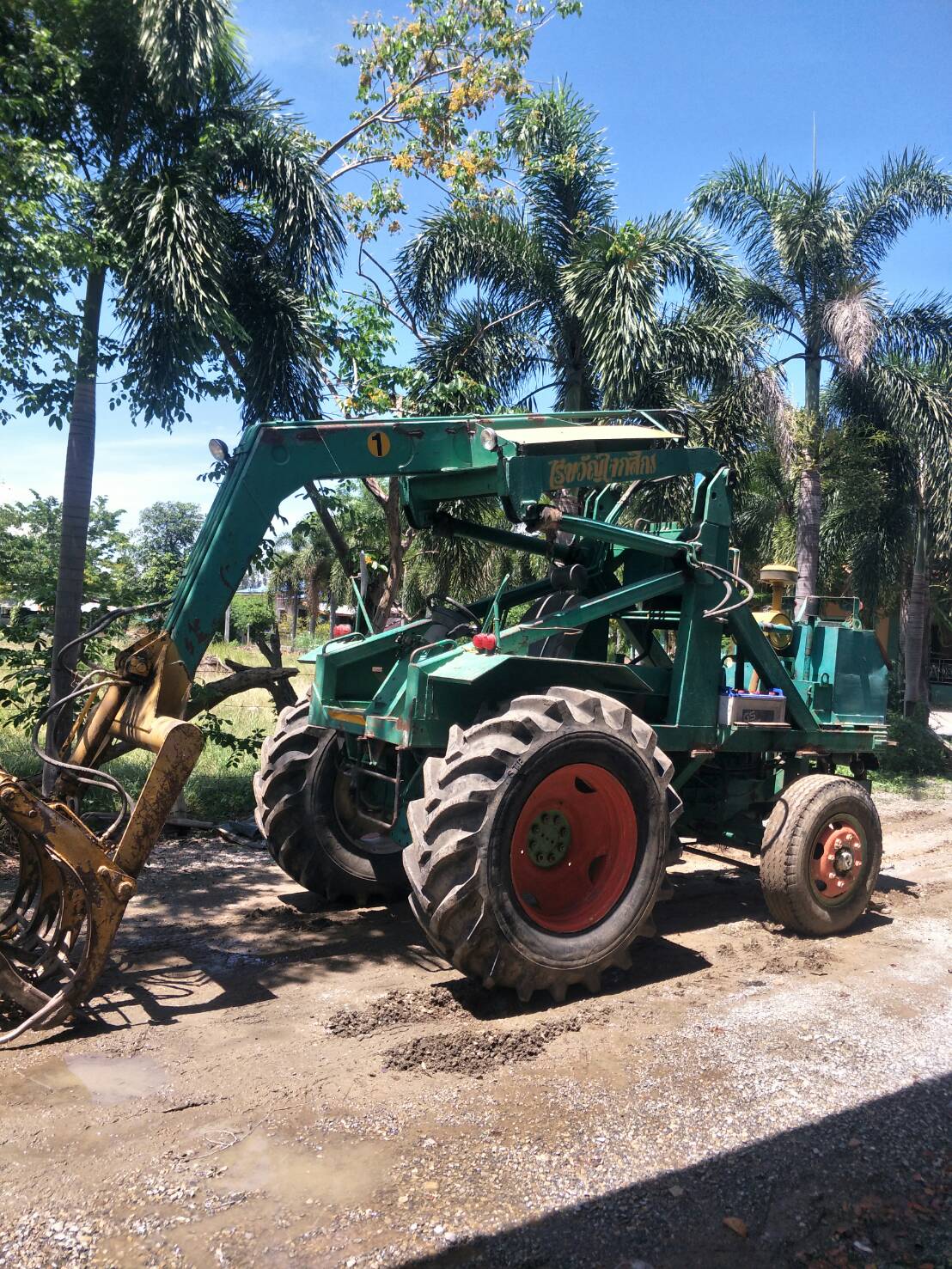 รถคีบอ้อยฟอร์ด6610