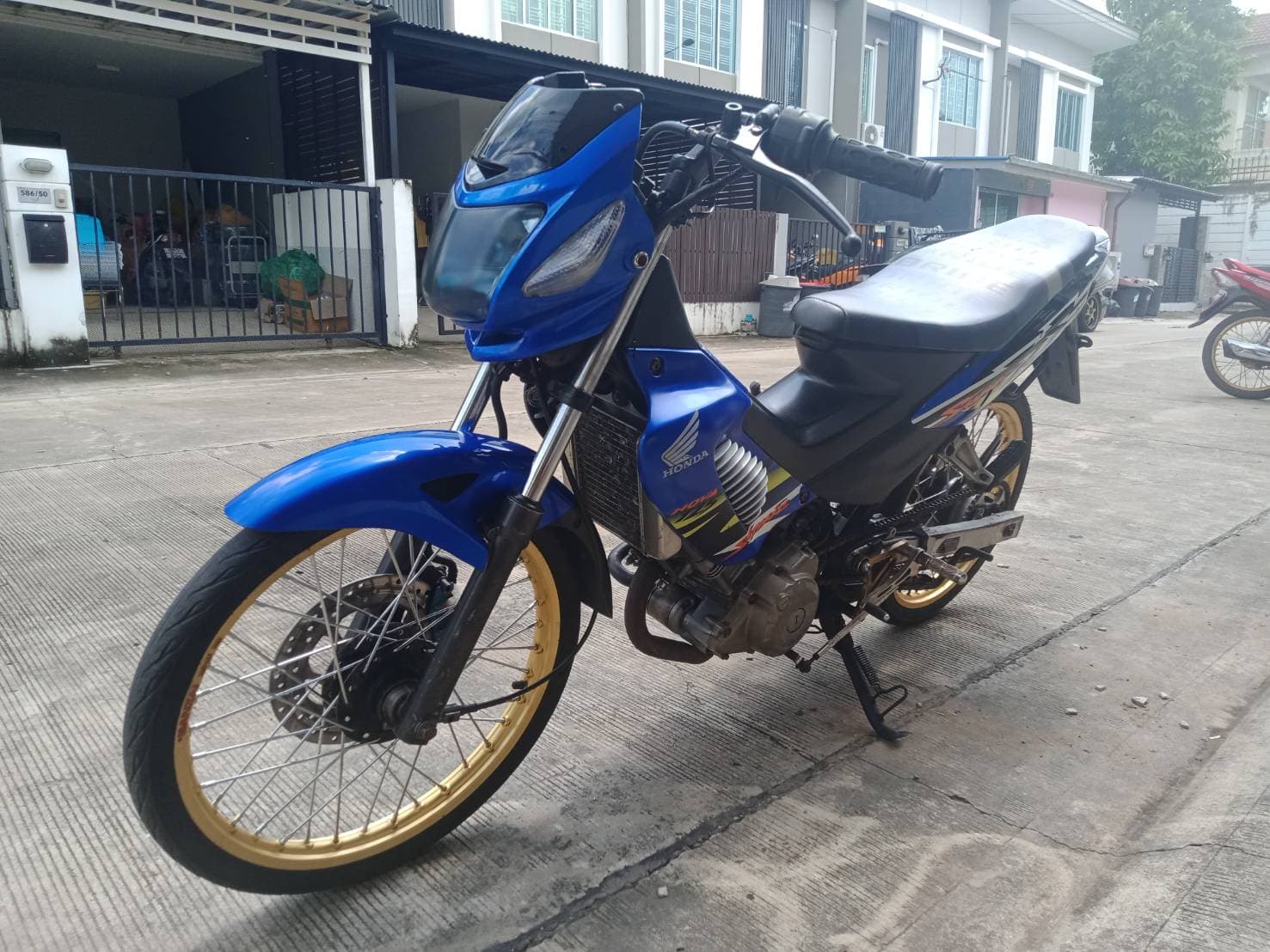 ขาย Honda sonic125 ตัวใหม่ 👉สาตทร์มือ+สตาทร์เท้า ขาย Honda sonic125 ตัวใหม่ 👉สาตทร์มือ+สตาทร์เท้า