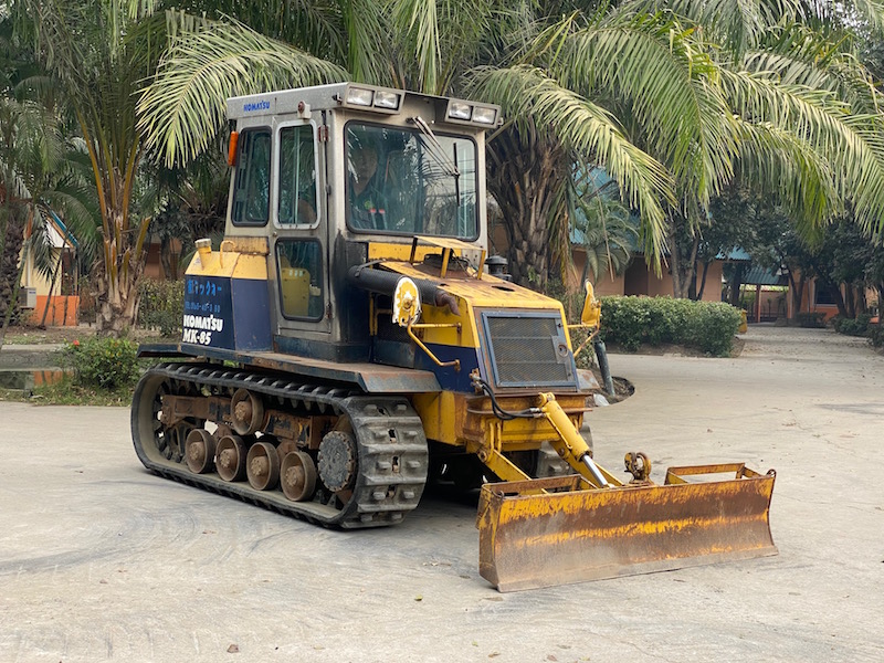 ขายรถตีนตะขาบKOMATSU MK85 อาวุธครบมือ แรงสะใจ แทรคยางสวยมาก สวยเดิมจากญี่ปุ่นยังไม่เคยใช้ในไทย 465,000เท่านั้น!! ขายรถตีนตะขาบKOMATSU MK85 อาวุธครบมือ แรงสะใจ แทรคยางสวยมาก สวยเดิมจากญี่ปุ่นยังไม่เคยใช้ในไทย 465,000เท่านั้น!!