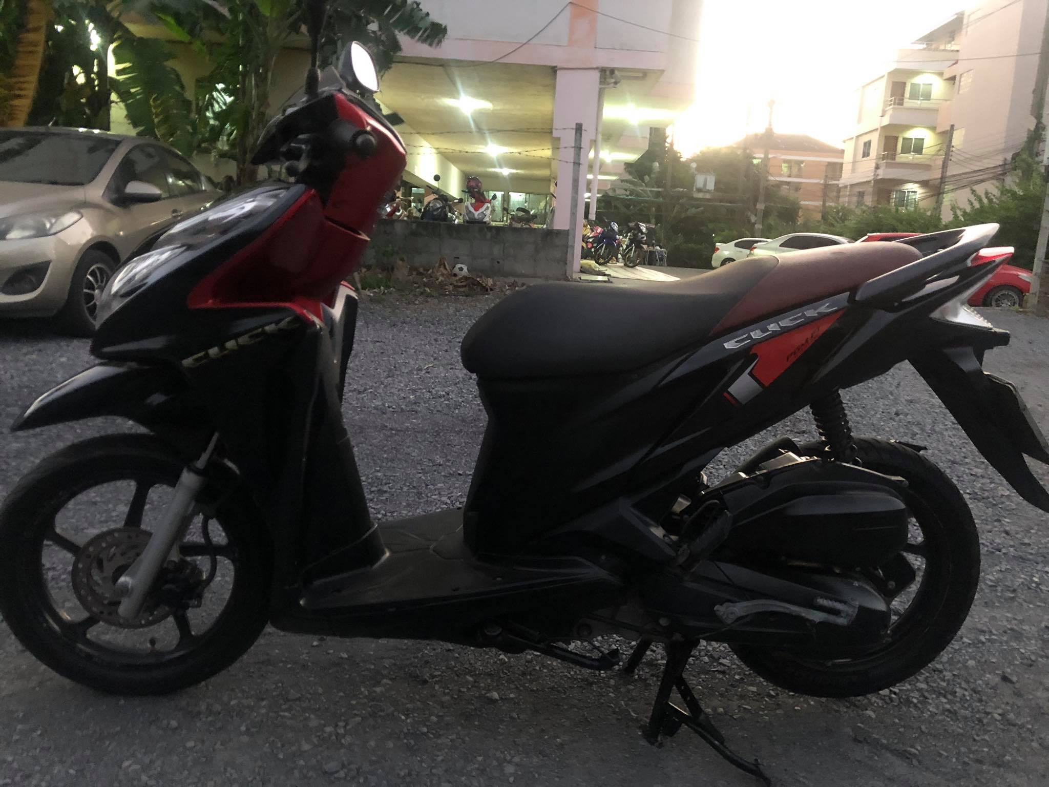Honda click 125i ปี2015 Honda click 125i ปี2015