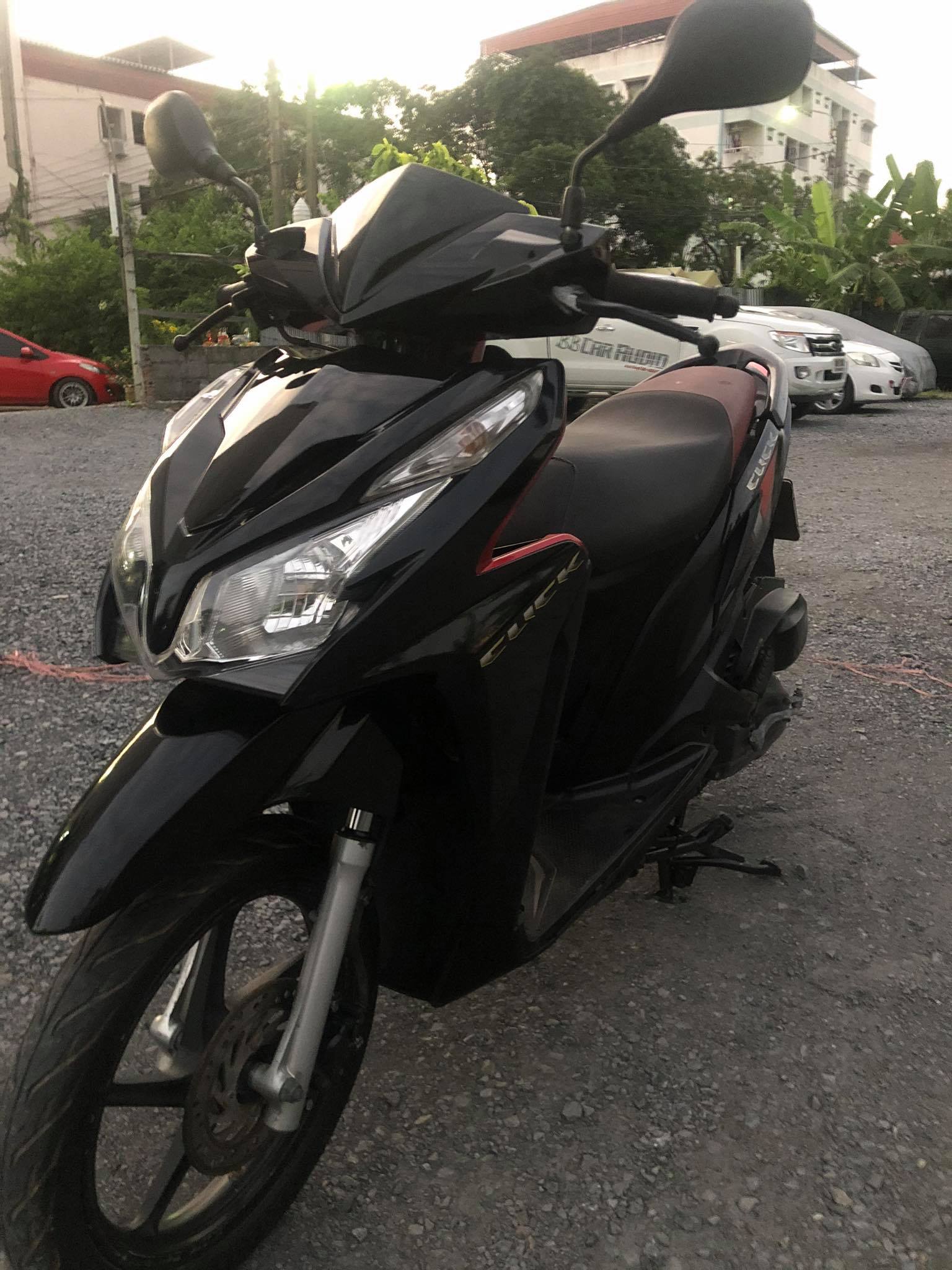 Honda click 125i ปี2015 Honda click 125i ปี2015
