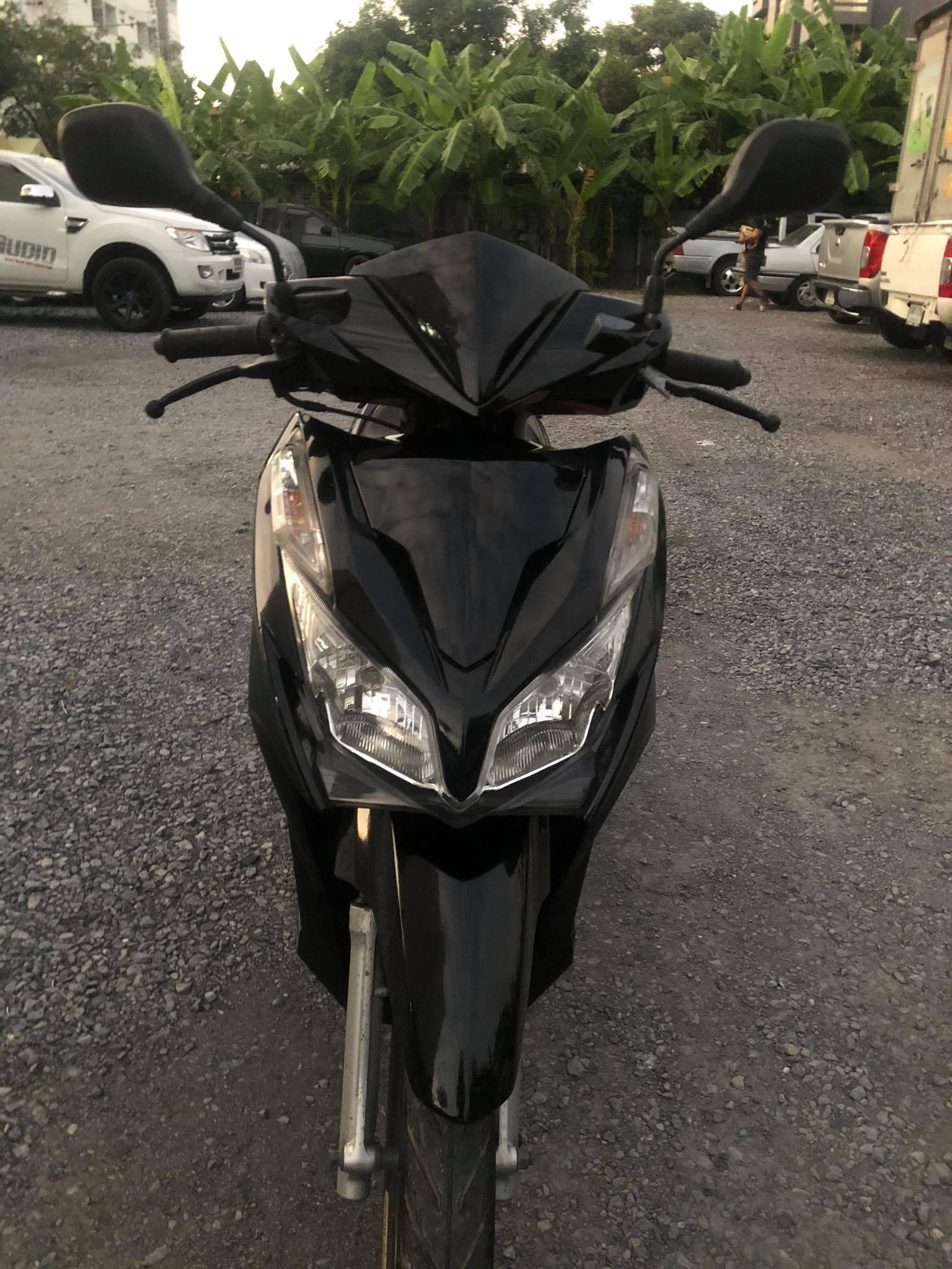 Honda click 125i ปี2015 Honda click 125i ปี2015