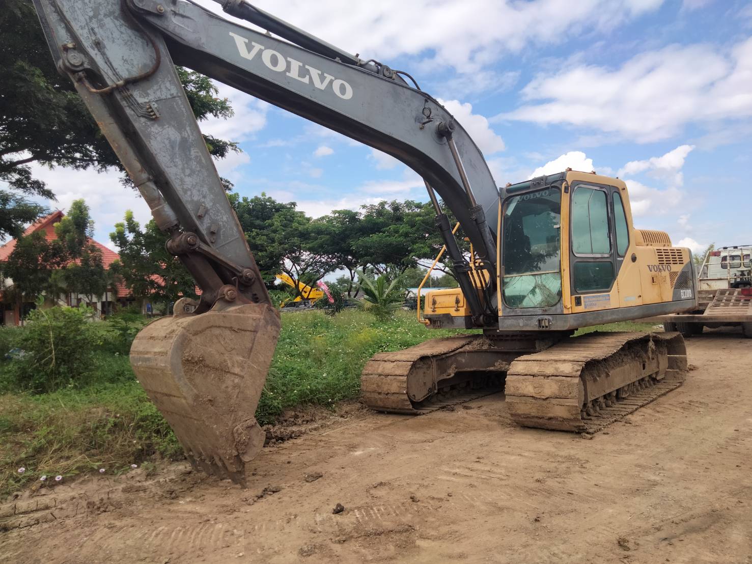 รถขุดVOLVO EC210B