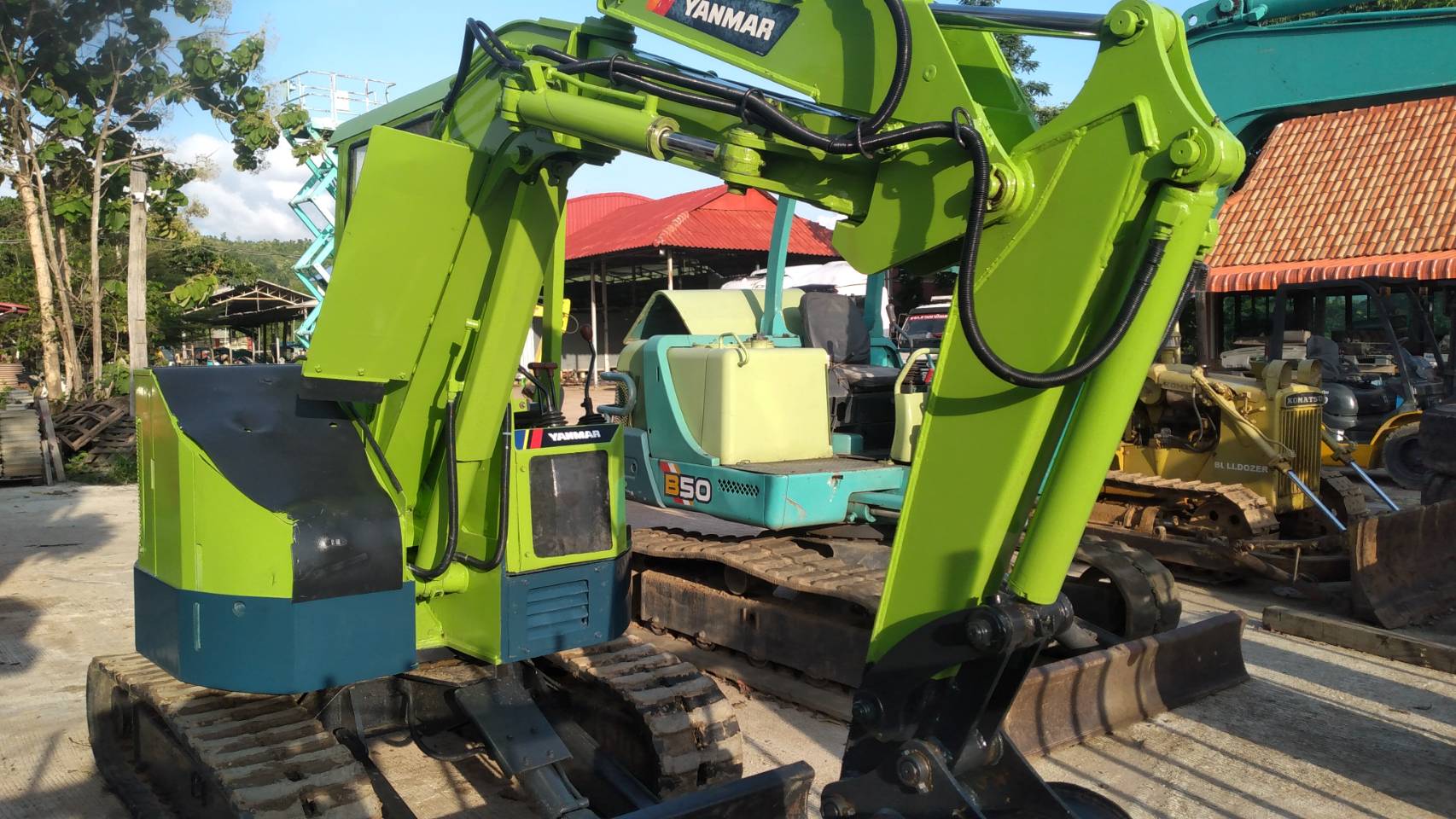 รถขุดYANMAR B3