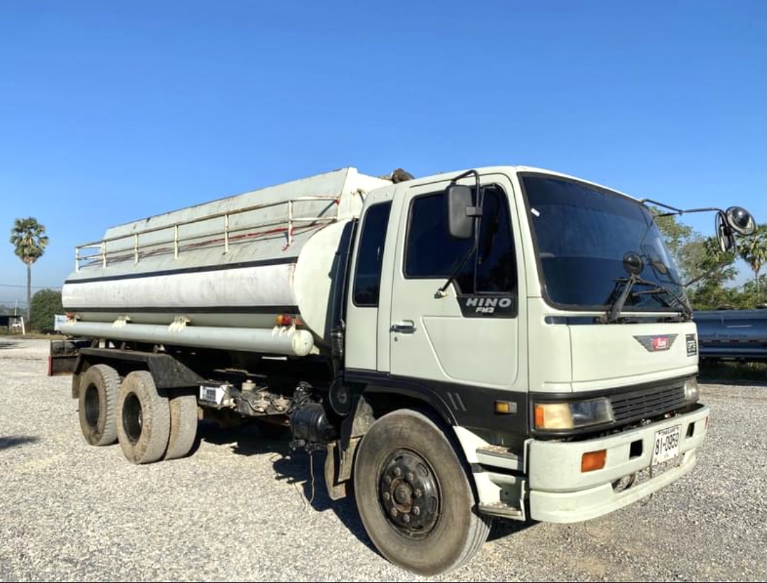 รถน้ำHino195เเรง2เพลา เกียร์อีตั้นถัง16,000ลิตร เก็บงานหัยพร้อม