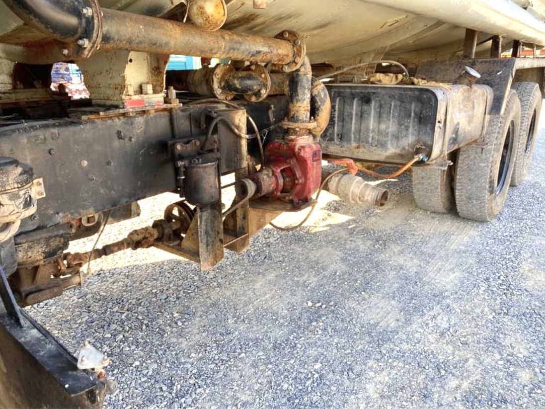 รถน้ำHino195เเรง2เพลา เกียร์อีตั้นถัง16,000ลิตร เก็บงานหัยพร้อม