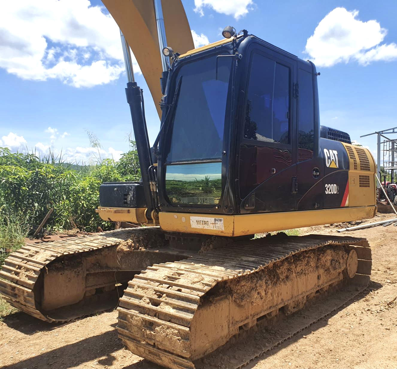 CAT 320d2 เล่มทะเบียน พร้อมใช้ Tel.0909758978 CAT 320d2 เล่มทะเบียน พร้อมใช้ Tel.0909758978