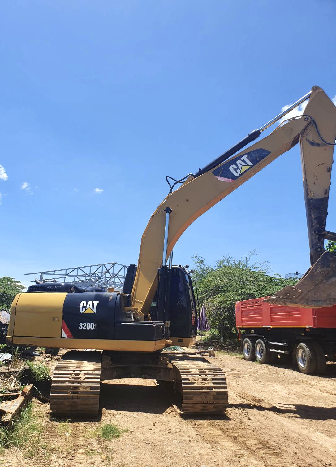 CAT 320d2 เล่มทะเบียน พร้อมใช้ Tel.0909758978