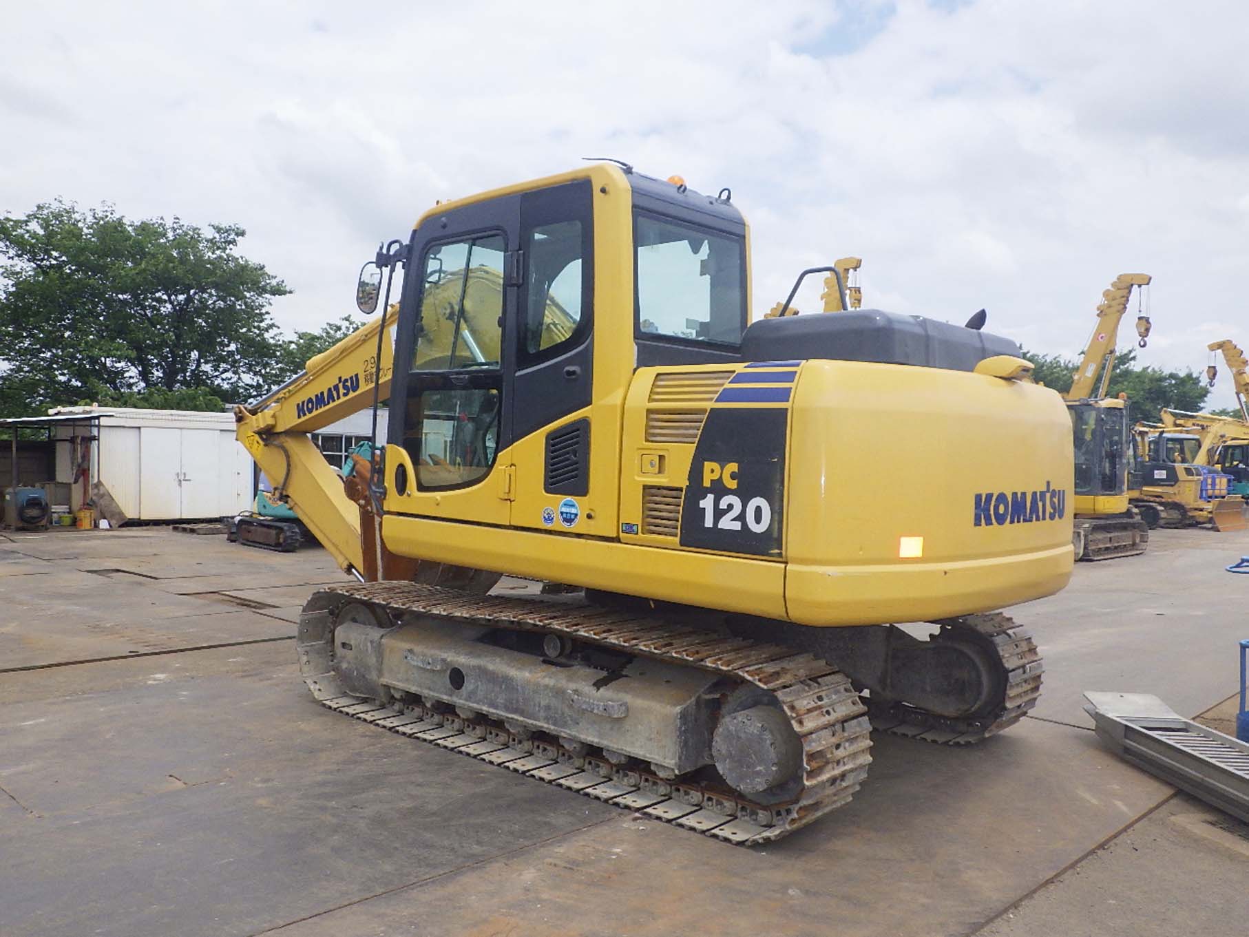 ถึงไทยสัปดาห์หน้า Komatsu PC120-8 จากญี่ปุ่น 092-929-9942 ธีรเทพ ถึงไทยสัปดาห์หน้า Komatsu PC120-8 จากญี่ปุ่น 092-929-9942 ธีรเทพ