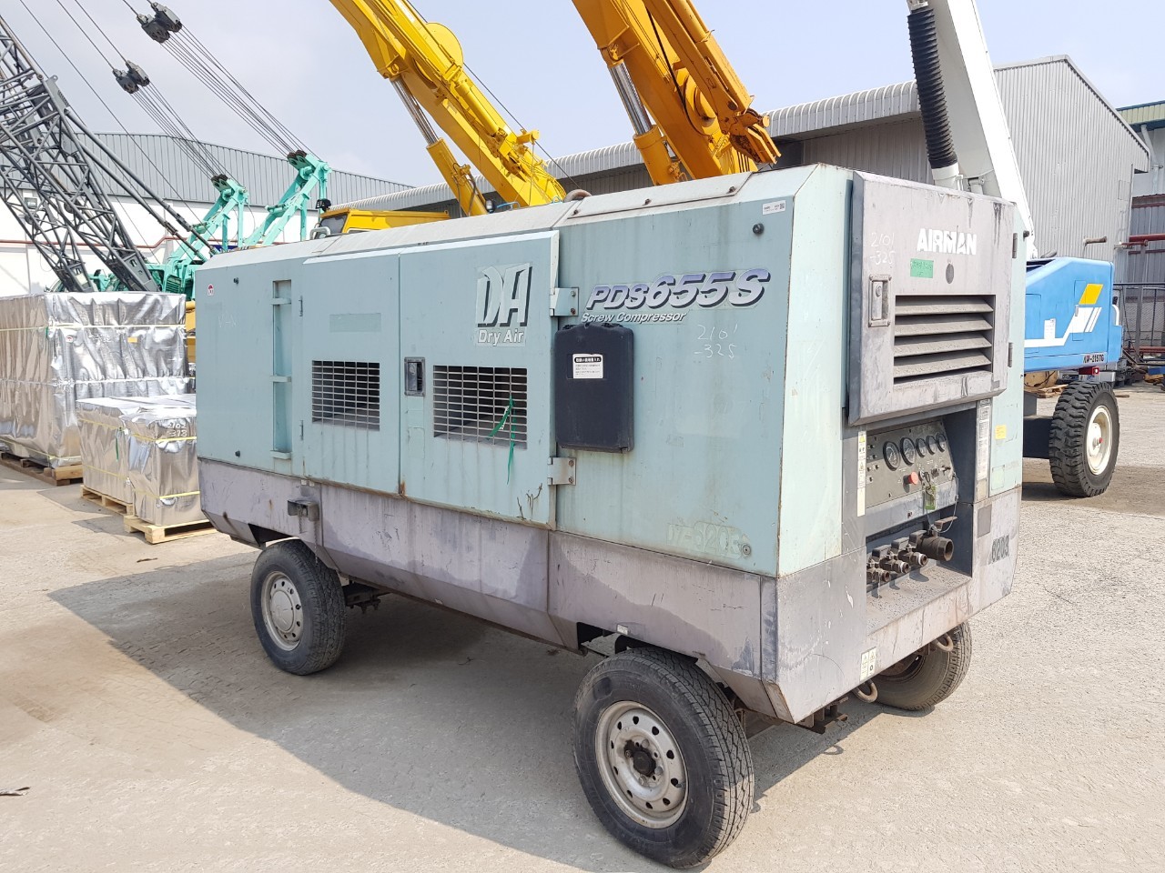 ปั้มลมสวยๆ แอร์แมน PDS655SD รุ่นพิเศษ Dry air ลมแห้งพิเศษ 7-8บาร์ 655cfm ปั้มลมสวยๆ แอร์แมน PDS655SD รุ่นพิเศษ Dry air ลมแห้งพิเศษ 7-8บาร์ 655cfm