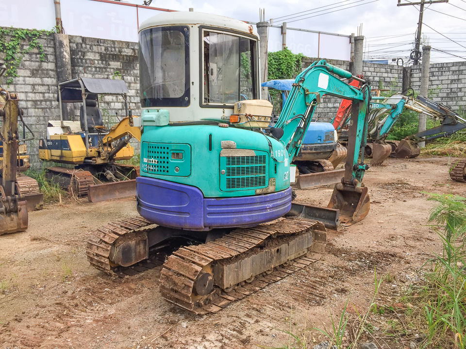 รถขุดมือสอง KOMATSU รุ่น PC30 ขนาด 3 ตัน [เบอร์ 18]