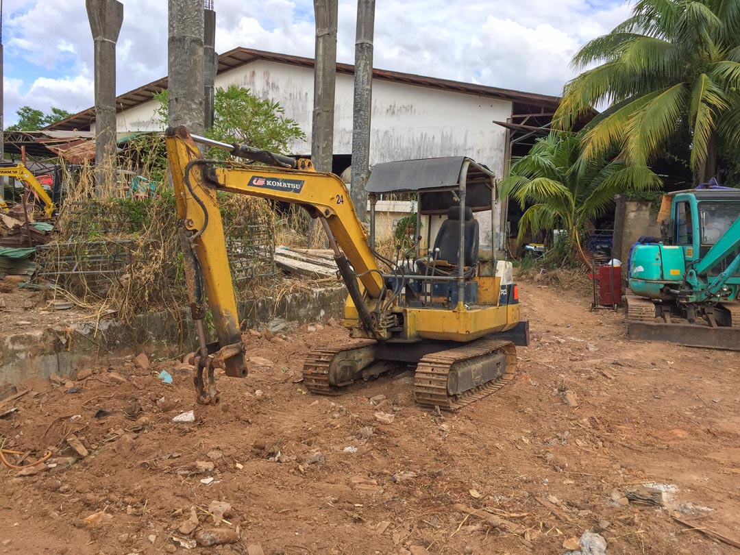 รถขุดเล็ก KOMATSU รุ่น PC30-1 ขนาด 3 ตัน [เบอร์ 14]