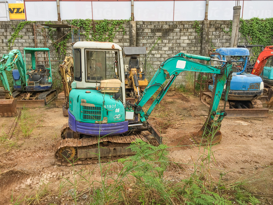 รถขุดมือสอง KOMATSU รุ่น PC30 ขนาด 3 ตัน [เบอร์ 18]