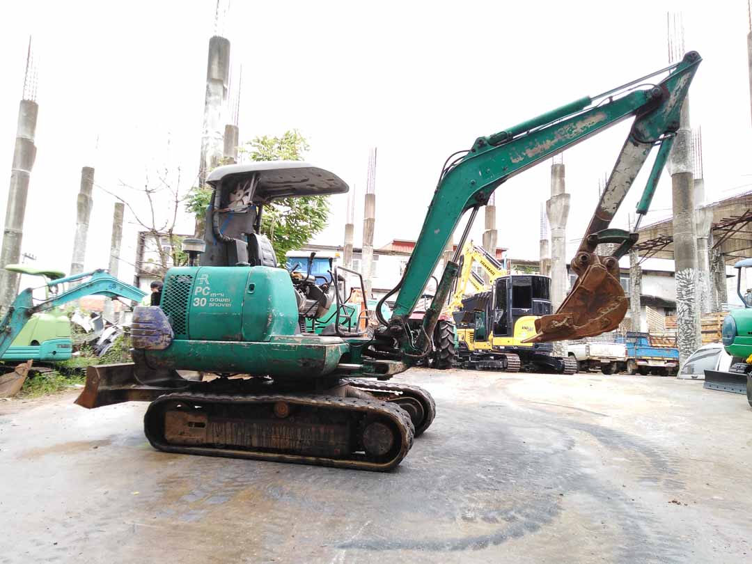 รถขุดมือสอง KOMATSU PC30-7 ขนาด 3 ตัน [เบอร์ 26]