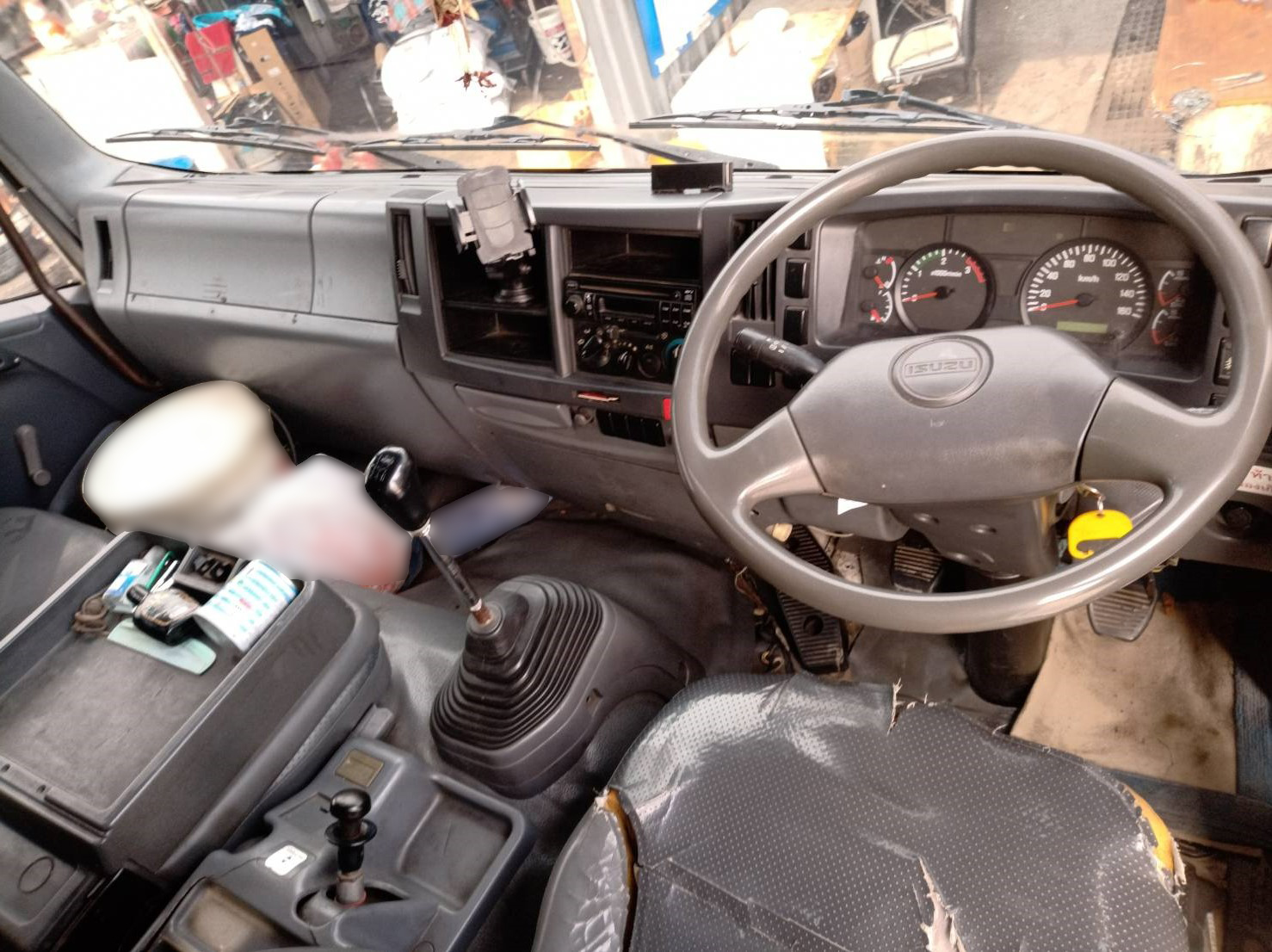 รถบรรทุกน้ำมัน 10 ล้อ