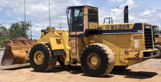 ขายรถตักล้อยาง KOMATSU WA500-1 นำเข้าจากญี่ปุ่น สภาพสวยพร้อมใช้ มีVDOการทำงานครับ ขายรถตักล้อยาง KOMATSU WA500-1 นำเข้าจากญี่ปุ่น สภาพสวยพร้อมใช้ มีVDOการทำงานครับ