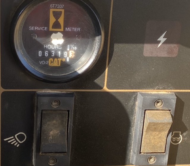 ขายรถดันดิน CAT D3C ปี 2002 นำเข้าจากญี่ปุ่น สภาพพร้อมใช้ มีVDOการทำงานครับ