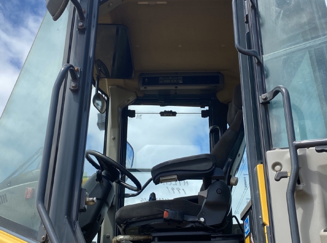 ขายรถตักล้อยาง KOMATSU WA470-7 ปี 2014 นำเข้าจากญี่ปุ่น สภาพสวยพร้อมใช้ มีVDOการทำงานครับ