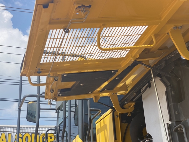 ขายรถตักล้อยาง KOMATSU WA470-7 ปี 2016 นำเข้าจากญี่ปุ่น สภาพสวยพร้อมใช้ มีVDOการทำงานครับ