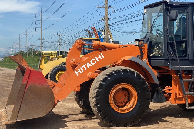 ขายรถตักล้อยาง HITACHI ZW220 นำเข้าจากญี่ปุ่น สภาพสวยพร้อมใช้