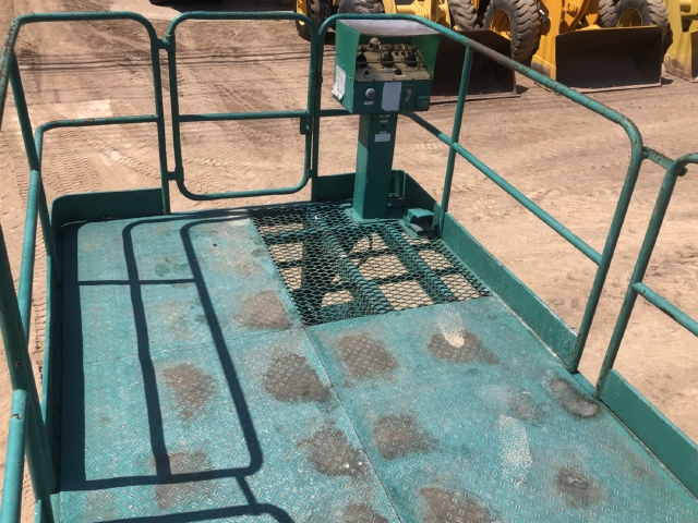 ขายรถกระเช้า HANIX HZ90W นำเข้าจากญี่ปุ่น สภาพสวยพร้อมใช้ มีVDOการทำงานครับ