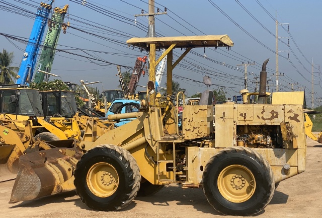 ขายรถตักล้อยาง KOMATSU 510 กรองเดี่ยว นำเข้าจากญี่ปุ่น สภาพพร้อมใช้ มีVDOการทำงานครับ ขายรถตักล้อยาง KOMATSU 510 กรองเดี่ยว นำเข้าจากญี่ปุ่น สภาพพร้อมใช้ มีVDOการทำงานครับ