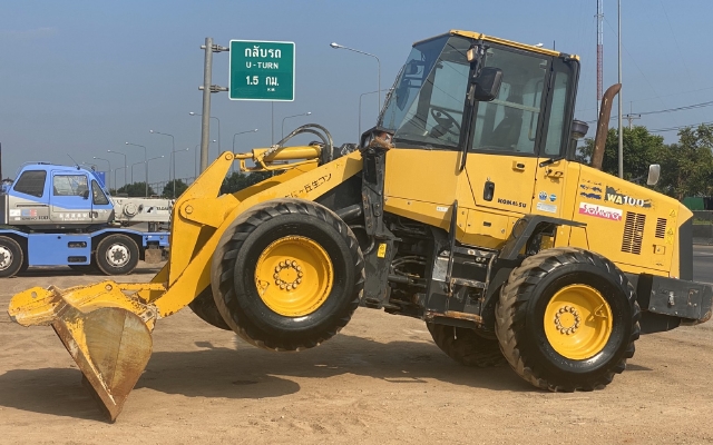 ขายรถตักล้อยาง KOMATSU WA100-6 นำเข้าจากญี่ปุ่น สภาพสวยพร้อมใช้