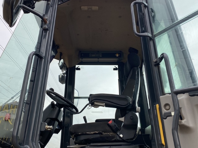 ขายรถตักล้อยาง KOMATSU WA320-7 ปี 2017 แขนยาวพิเศษ1 นำเข้าจากญี่ปุ่น สภาพสวยพร้อมใช้ มีVDOการทำงานคร