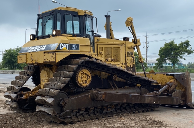 ขายรถดันดิน CAT D7H นำเข้าจากญี่ปุ่น สภาพสวยพร้อมใช้ มีVDOการทำงานครับ