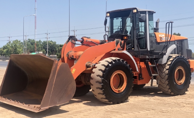 ขายรถตักล้อยาง HITACHI ZW250 (เทียบเท่า WA430-6) นำเข้าจากญี่ปุ่น สภาพสวยพร้อมใช้ มีVDOการทำงานครับ