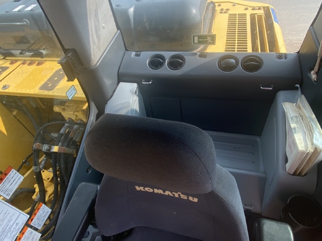 ขายรถขุด KOMATSU PC120-8 ปี 2011 นำเข้าจากญี่ปุ่น สภาพสวยพร้อมใช้ มีVDOการทำงานครับ