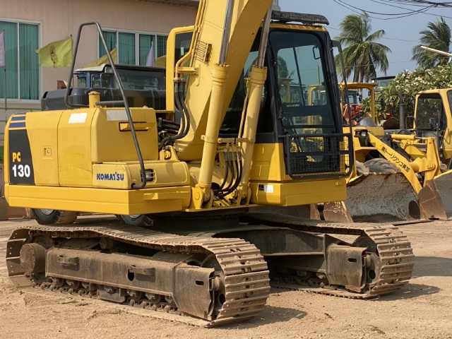 ขายรถขุด KOMATSU PC130-8 นำเข้าจากญี่ปุ่น พร้อมใช้ มีVDOการทำงานครับ