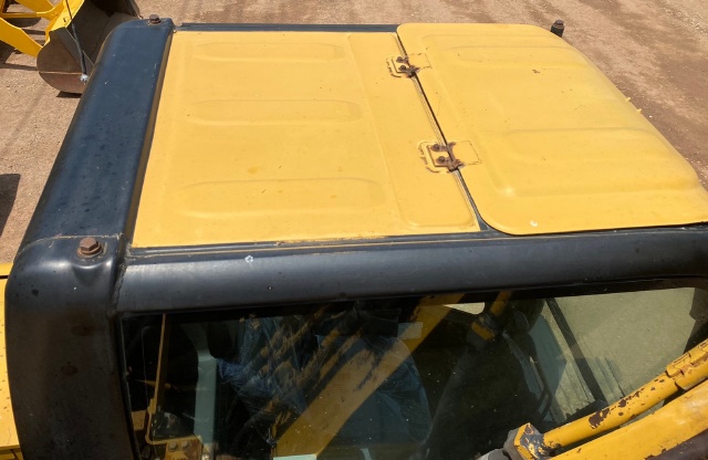 ขายรถขุด CAT 320D ปี 2010 หัวคีบไม้ นำเข้าจากญี่ปุ่น พร้อมใช้ มีVDOการทำงานครับ