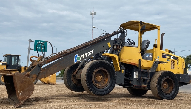 ขายรถตักล้อยาง KOMATSU WR12-6 (เทียบเท่า WA100-6) ปี 2014 นำเข้าจากญี่ปุ่น สภาพสวยพร้อมใช้ มีVDOการท
