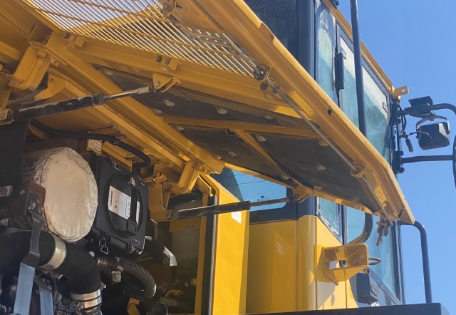 ขายรถตักล้อยาง KOMATSU WA200-7 ปี 2014 นำเข้าจากญี่ปุ่น สภาพสวยพร้อมใช้ มีVDOการทำงานครับ