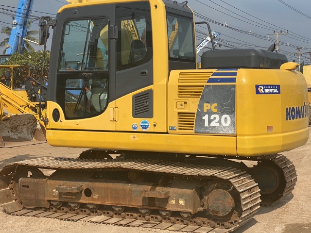 ขายรถขุด KOMATSU PC120-8 ปี 2011 นำเข้าจากญี่ปุ่น สภาพสวยพร้อมใช้ มีVDOการทำงานครับ