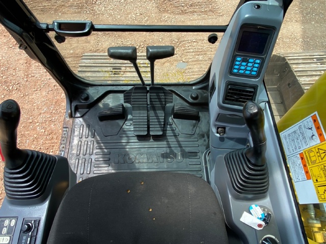 ขายรถขุด KOMATSU PC200LC-7 อาร์มยาวพิเศษ 15 เมตร นำเข้าจากญี่ปุ่น สภาพสวยพร้อมใช้ มีVDOการทำงานครับ