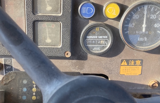 ขายรถตักล้อยาง KOMATSU WA150-1 นำเข้าจากญี่ปุ่น สภาพสวยพร้อมใช้ มีVDOการทำงานครับ
