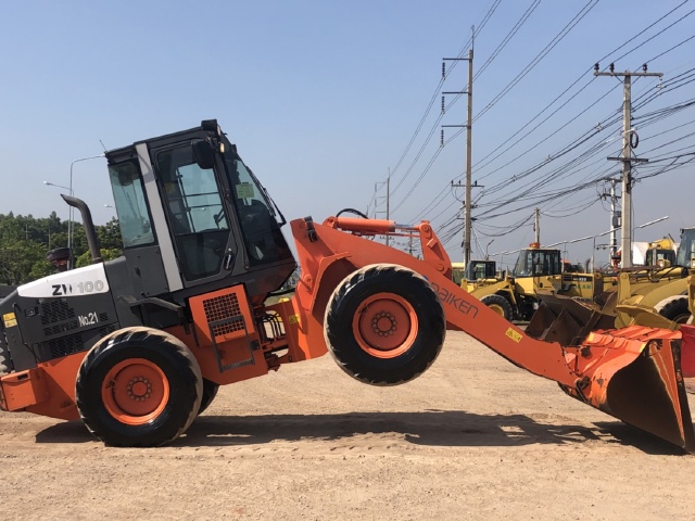 ขายรถตักล้อยาง HITACHI ZW100 (เท่าเทียบ WA100-6) ปี 2012 แขนยาวพิเศษ นำเข้าจากญี่ปุ่น สภาพสวยพร้อมใช