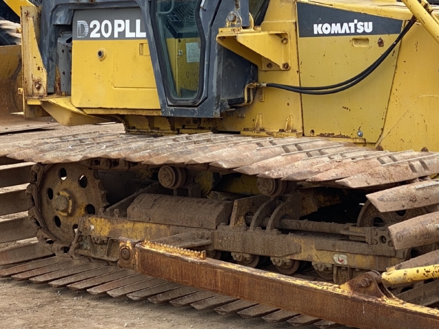 ขายรถดันดิน KOMATSU D20PLL-7E นำเข้าจากญี่ปุ่น สภาพสวยพร้อมใช้ มีVDOการทำงานครับ