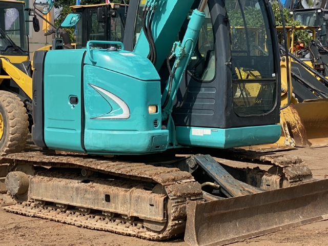 ขายรถขุด KOBELCO SK70SR-2 นำเข้าจากญี่ปุ่น สภาพสวยพร้อมใช้ มีVDOการทำงานครับ