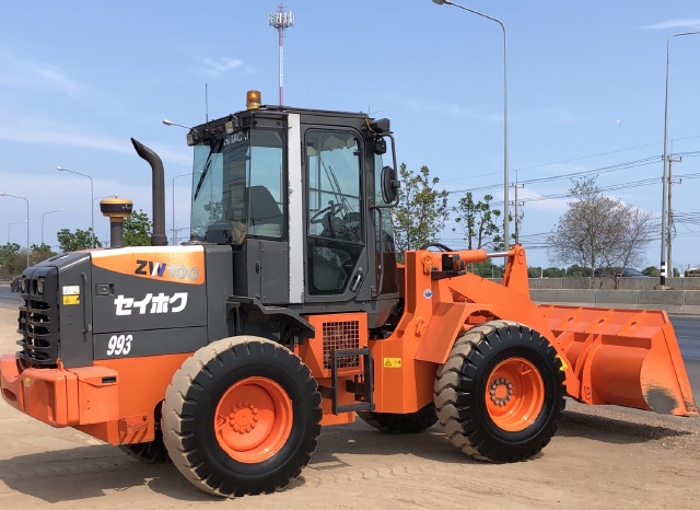 ขายรถตักล้อยาง HITACHI ZW100 (เท่าเทียบ WA100-6) ปี 2012 นำเข้าจากญี่ปุ่น สภาพสวยพร้อมใช้ มีVDOการทำ