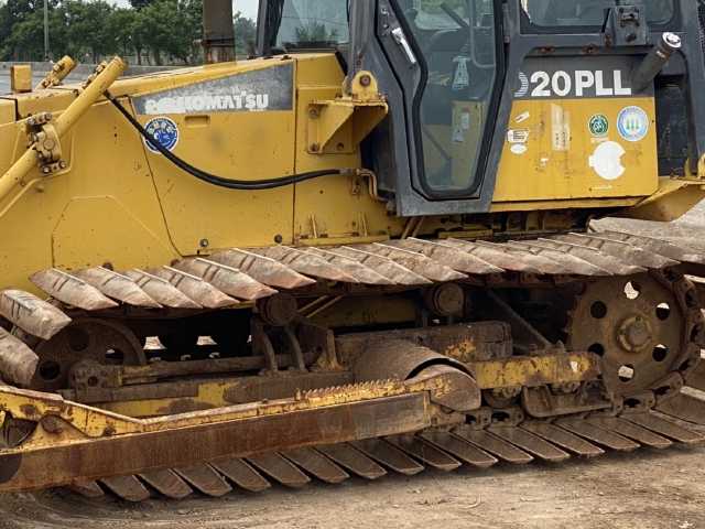 ขายรถดันดิน KOMATSU D20PLL-7E นำเข้าจากญี่ปุ่น สภาพสวยพร้อมใช้ มีVDOการทำงานครับ