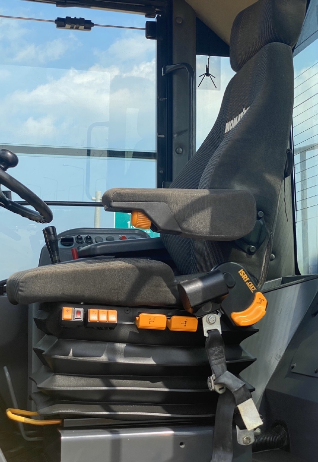 ขายรถตักล้อยาง KOMATSU WA470-6 นำเข้าจากญี่ปุ่น สภาพสวยพร้อมใช้ มีVDOการทำงานครับ
