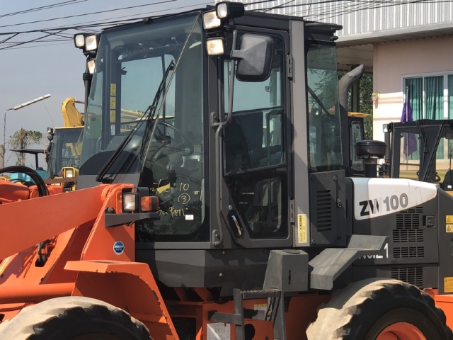 ขายรถตักล้อยาง HITACHI ZW100 (เท่าเทียบ WA100-6) ปี 2012 แขนยาวพิเศษ นำเข้าจากญี่ปุ่น สภาพสวยพร้อมใช