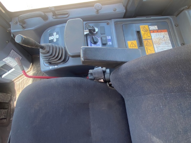 ขายรถตักล้อยาง KOMATSU WA100-5 นำเข้าจากญี่ปุ่น สภาพสวยพร้อมใช้ มีVDOการทำงานครับ