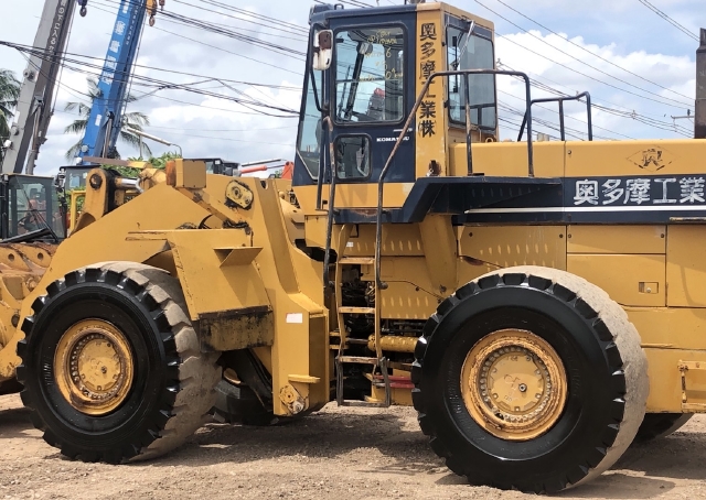 ขายรถตักล้อยาง KOMATSU WA500-1 นำเข้าจากญี่ปุ่น สภาพสวยพร้อมใช้