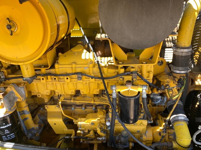 ขายรถตักล้อยาง KOMATSU WA300-3 นำเข้าจากญี่ปุ่น สภาพสวยพร้อมใช้ มีVDOการทำงานครับ ขายรถตักล้อยาง KOMATSU WA300-3 นำเข้าจากญี่ปุ่น สภาพสวยพร้อมใช้ มีVDOการทำงานครับ